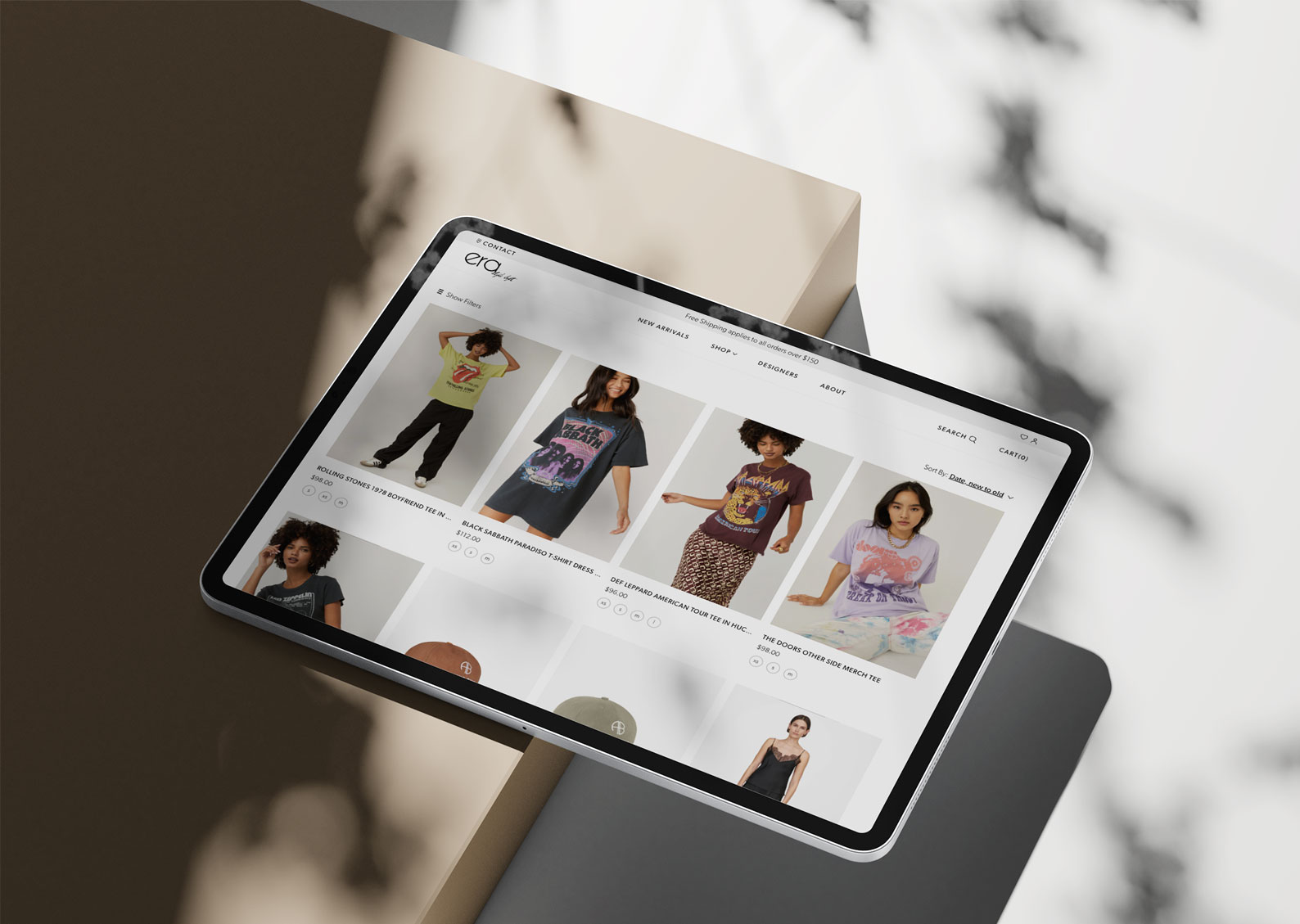 mockup of the imac showcasing the era style loft homepage design